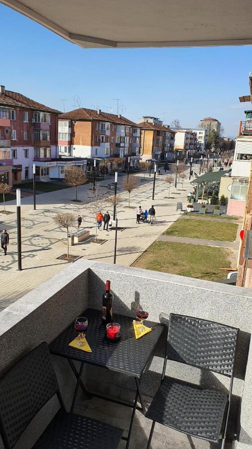 Fim Apartament Apartment Hunedoara Luaran gambar