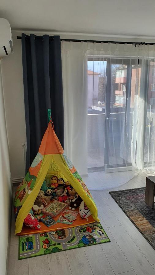 Fim Apartament Apartment Hunedoara Luaran gambar