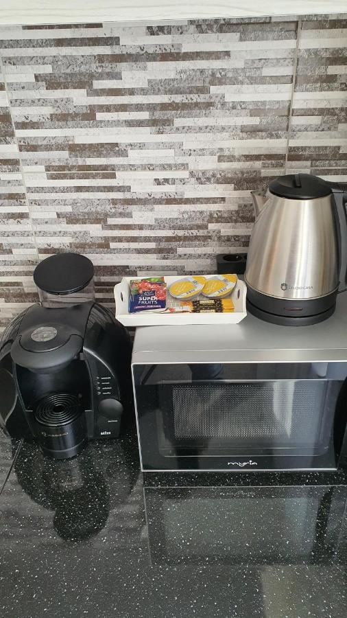 Fim Apartament Apartment Hunedoara Luaran gambar