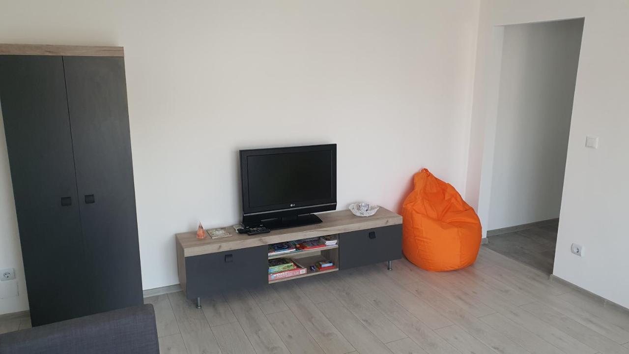 Fim Apartament Apartment Hunedoara Luaran gambar